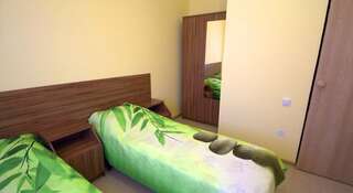 Гостиница Guest House Uyutniy Dvorik Анапа Двухместный номер с 1 кроватью или 2 отдельными кроватями-6